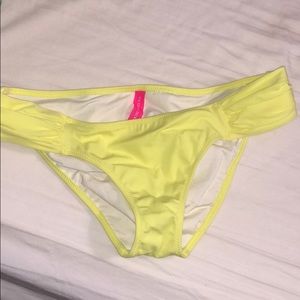 Bikini bottoms